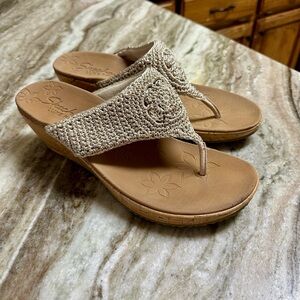 Skechers Tan Woven Sandals